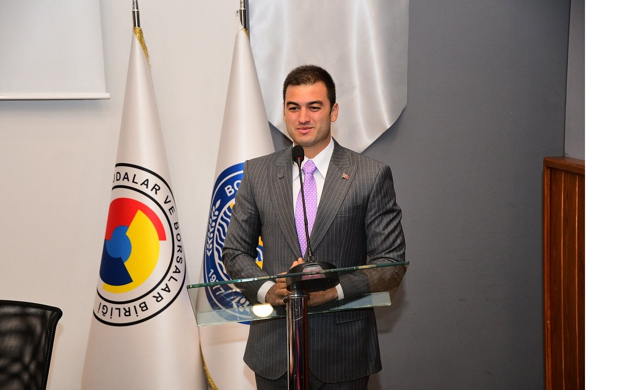 12-002.jpg