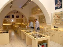 Hasan Güleşçi Deniz Kabuklari Koleksiyonu Bodrum Deniz Müzesi’nde