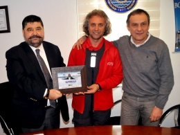 BODTO Bayrağı Antarktika'da