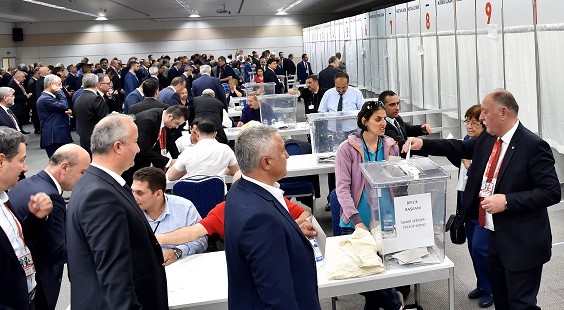 HİSARCIKLIOĞLU YENİDEN TOBB BAŞKANI