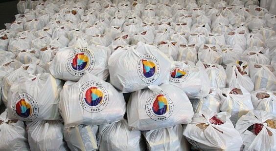 GIDA YARDIMI PAKETLERİ DAĞITILDI