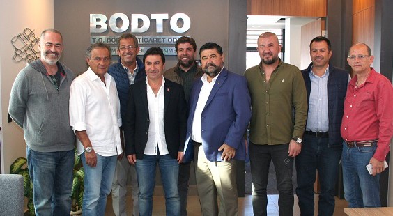 AHMET ARAS YÖNETİM KURULU İLE BİR ARAYA GELDİ