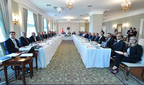 TOBB THOMAS COOK TOPLANTISINA KATILDIK