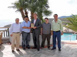 Başarılı genel müdür Axel Ludwig BODTO tarafından ödüllendirildi