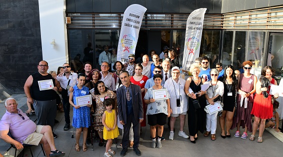 SEVGİ İLE YAPILAN MOZAİKLER BEĞENİ TOPLADI