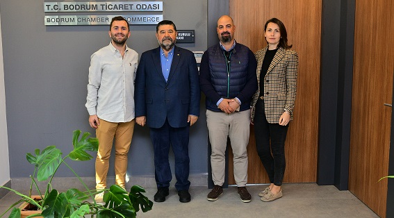 EF DİL KAMPÜSÜ YÖNETİCİLERİ İLE GÖRÜŞTÜK