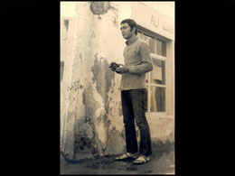 Dünyaya sandalet giydiren adam