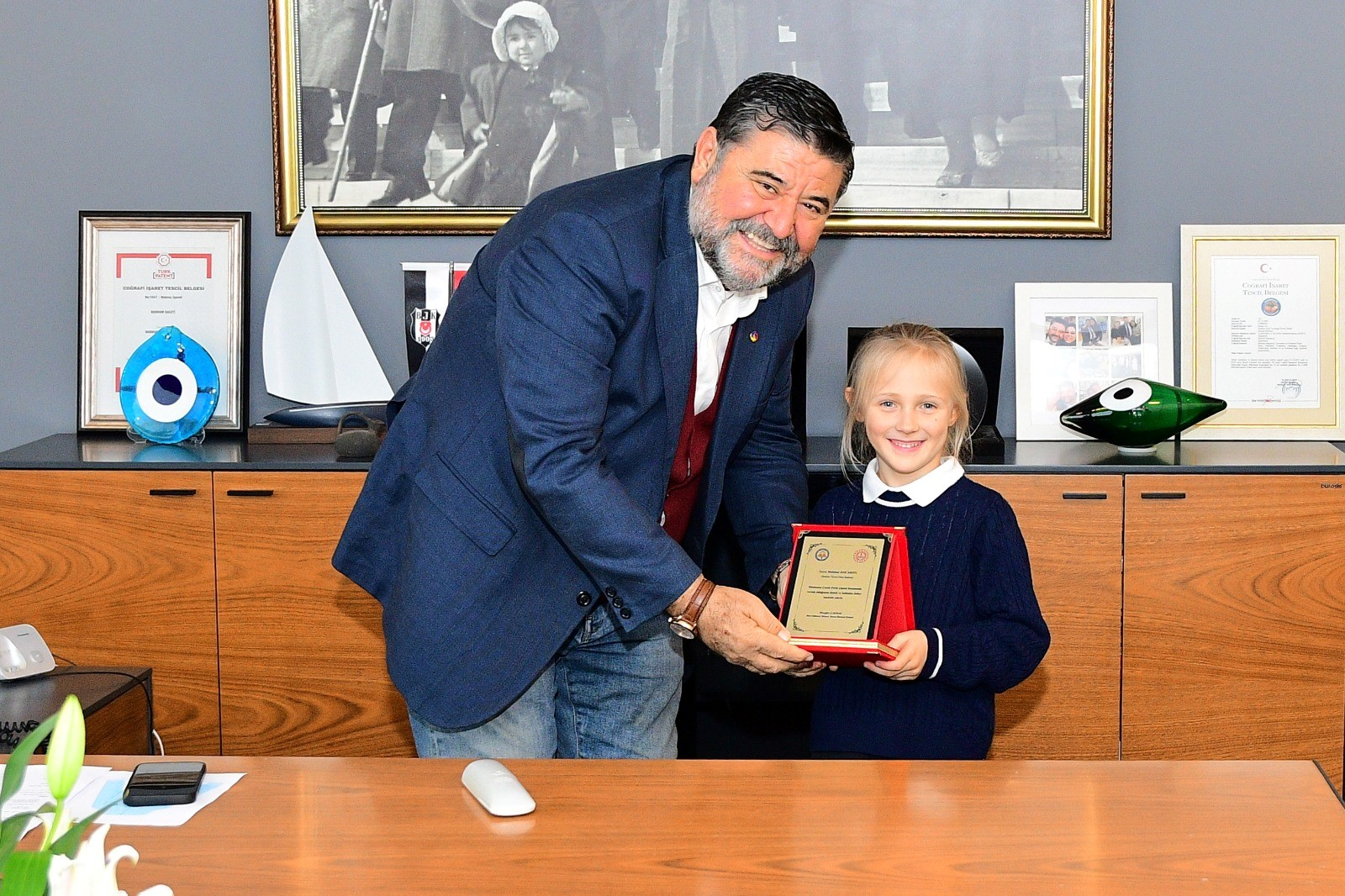 BİTEZ GÜLÜMSER MEHMET DANACI İLKOKULU’NDAN TEŞEKKÜR PLAKETİ