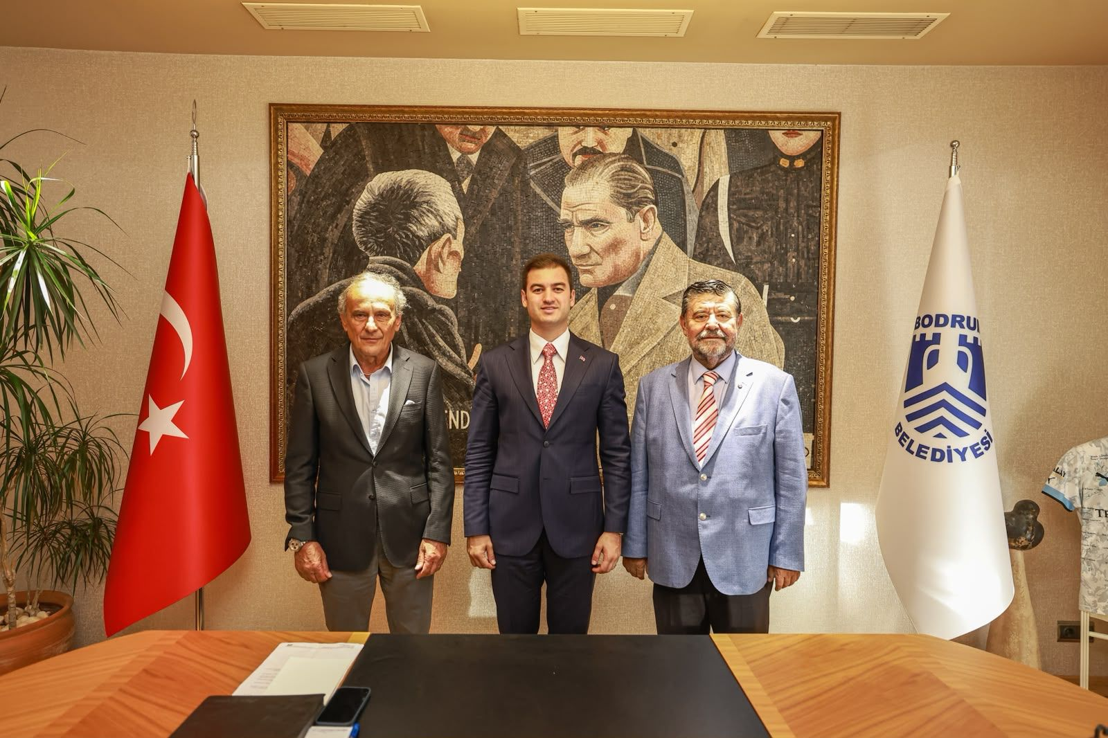 BAŞKAN MANDALİNCİ’YE VEDA ZİYARETİ