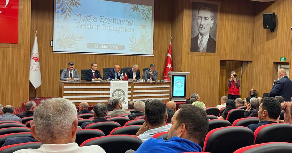 MURAT PAHNA ZEYTİNYAĞI SEKTÖR TOPLANTISI’NA KATILDI
