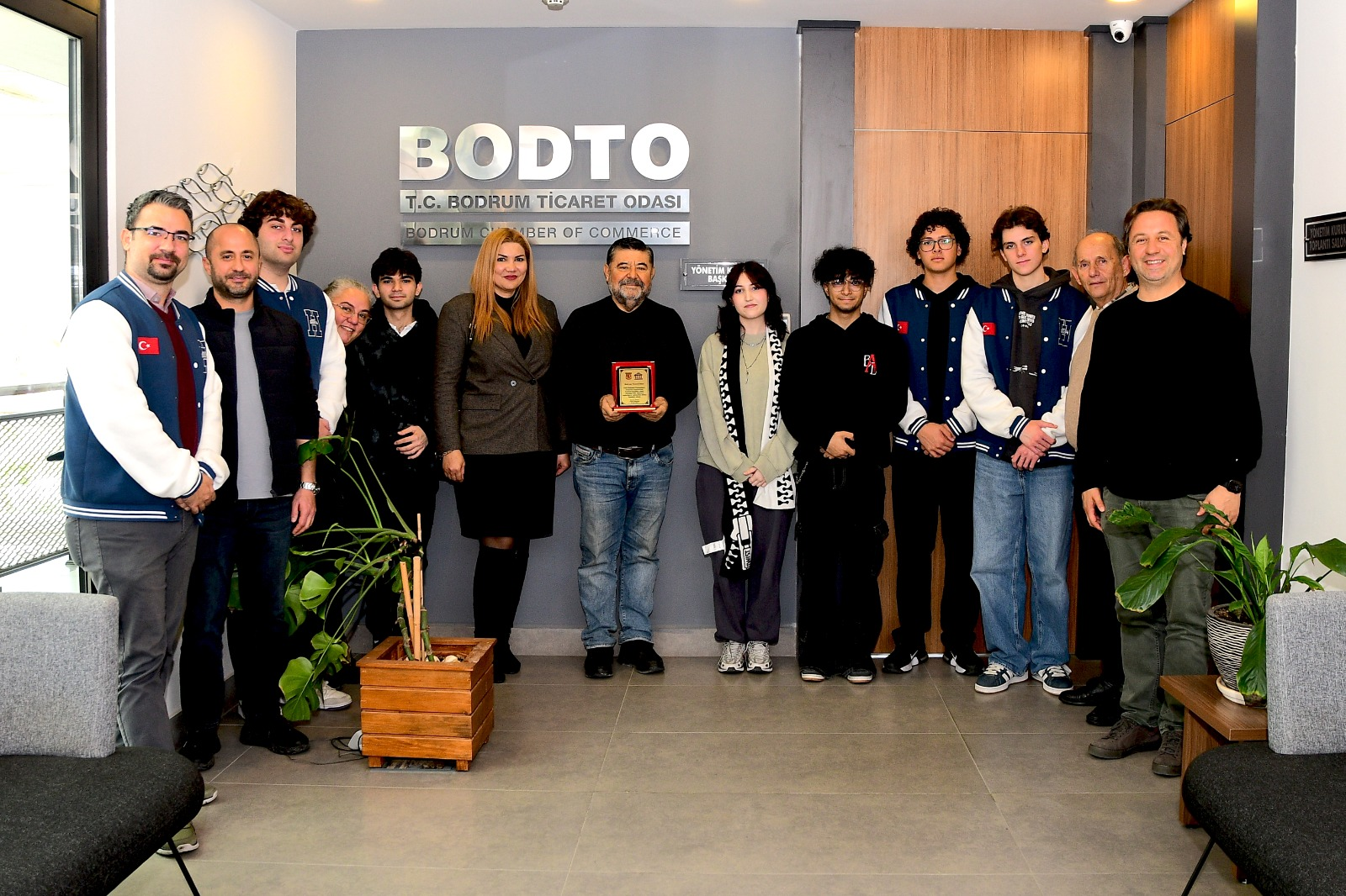 BODTO, BODRUM ANADOLU LİSESİ HANNİBAL ROBOTİCS TAKIMI’NI AĞIRLADI