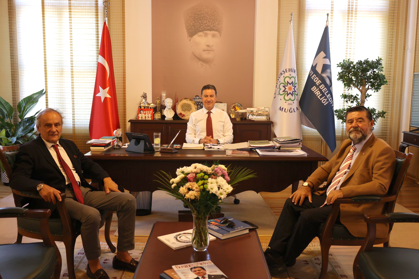 BODTO YÖNETİMİNDEN MUĞLA BÜYÜKŞEHİR BELEDİYE BAŞKANI AHMET ARAS’A VEDA ZİYARETİ